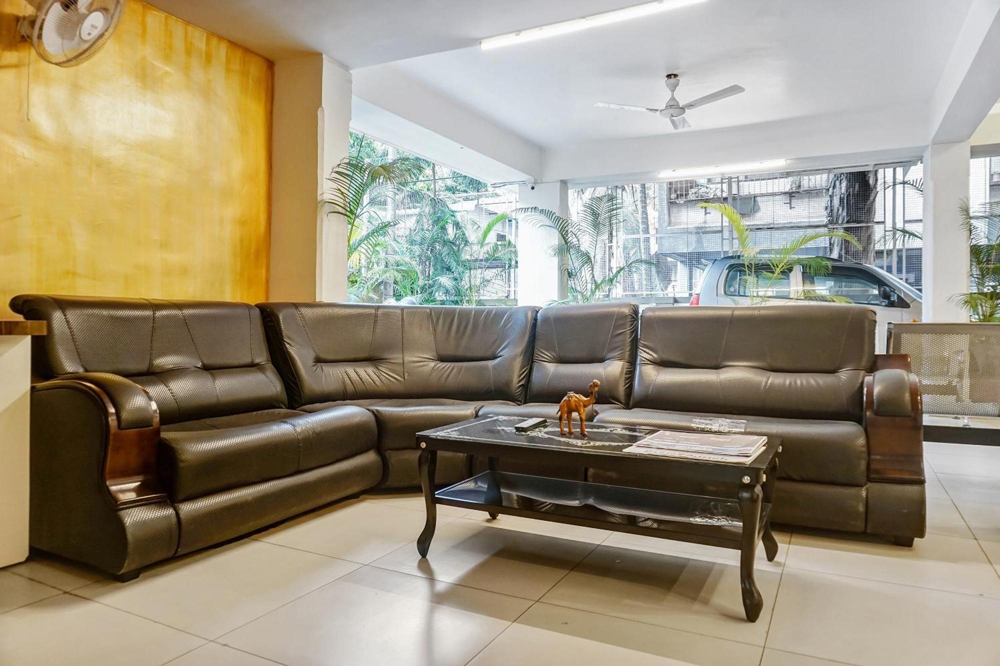 Lohogaon Super Townhouse The Upper Room Near Pune Airport מראה חיצוני תמונה