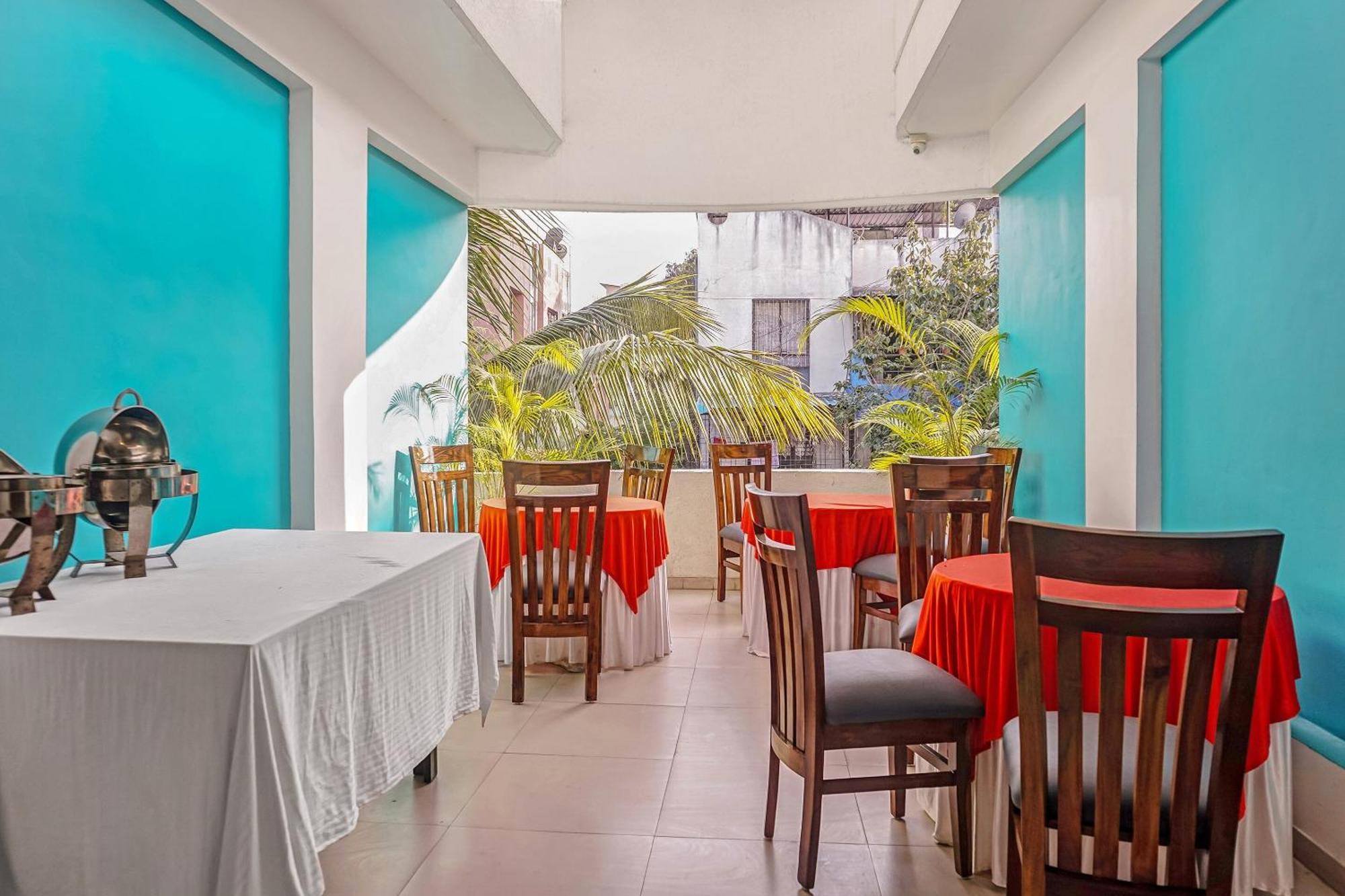 Lohogaon Super Townhouse The Upper Room Near Pune Airport מראה חיצוני תמונה