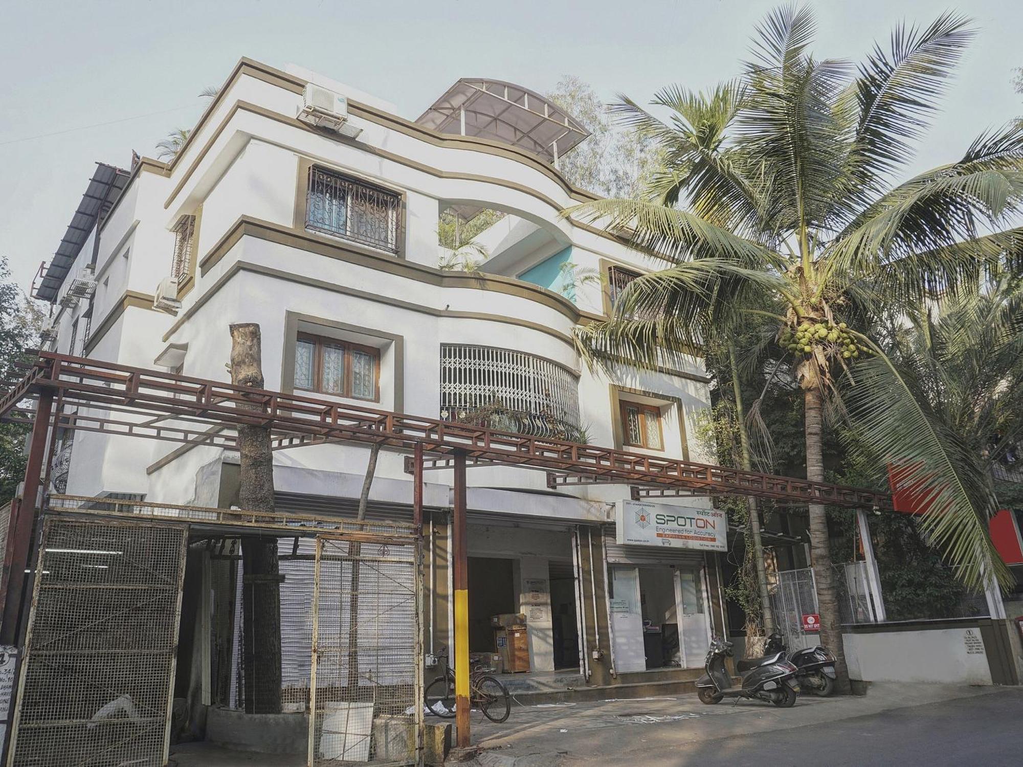 Lohogaon Super Townhouse The Upper Room Near Pune Airport מראה חיצוני תמונה