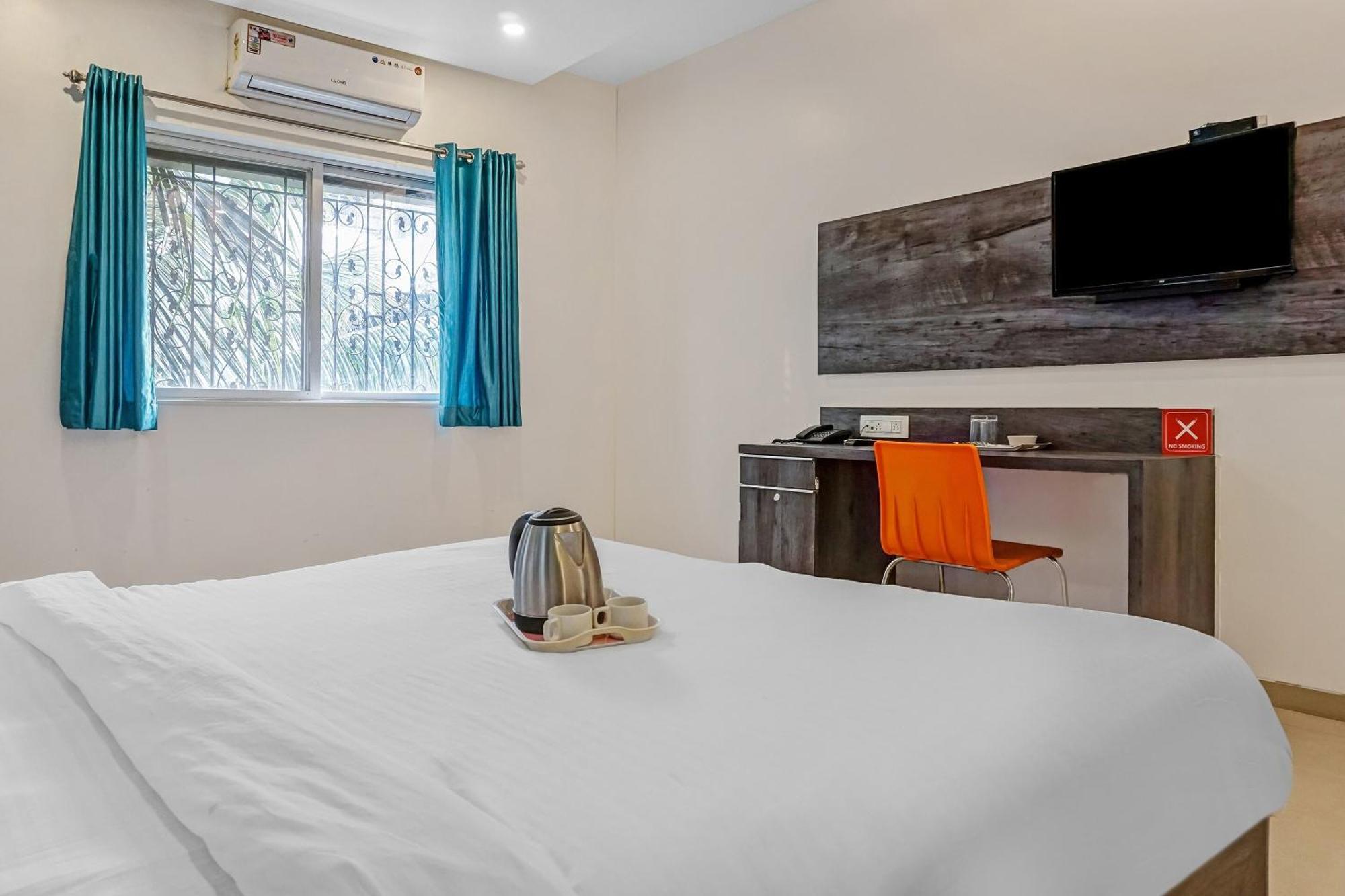 Lohogaon Super Townhouse The Upper Room Near Pune Airport מראה חיצוני תמונה